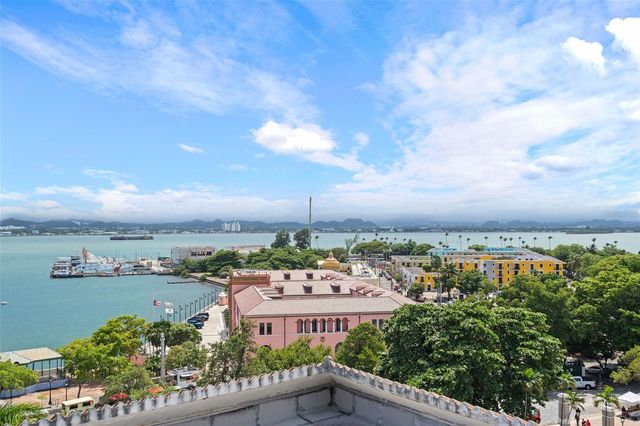 251 & 301 RECINTO SUR & SAN JUSTO, Old San Juan, PR 00901