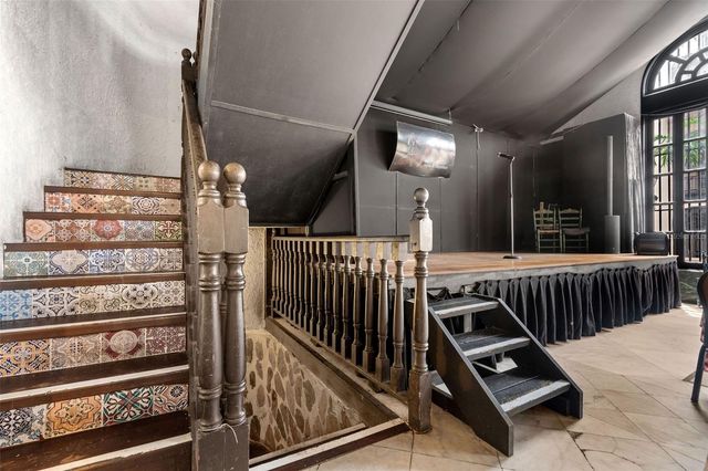 251 & 301 RECINTO SUR & SAN JUSTO, Old San Juan, PR 00901