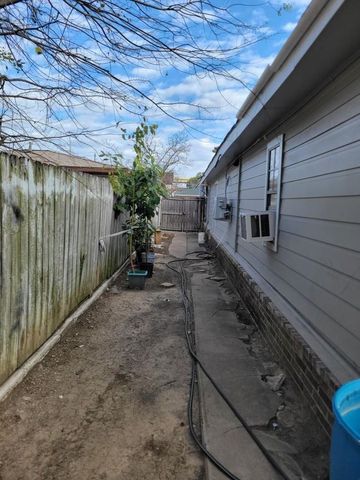 7326 Thurow Street, Houston, TX 77087