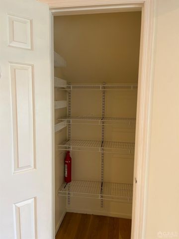 3601 N Oaks Boulevard, North Brunswick, NJ 08902