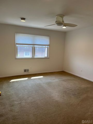 3601 N Oaks Boulevard, North Brunswick, NJ 08902