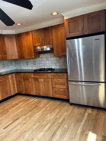 3601 N Oaks Boulevard, North Brunswick, NJ 08902