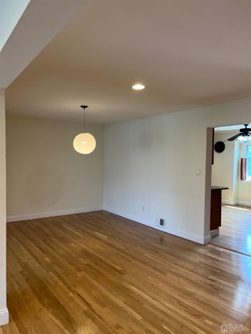 3601 N Oaks Boulevard, North Brunswick, NJ 08902