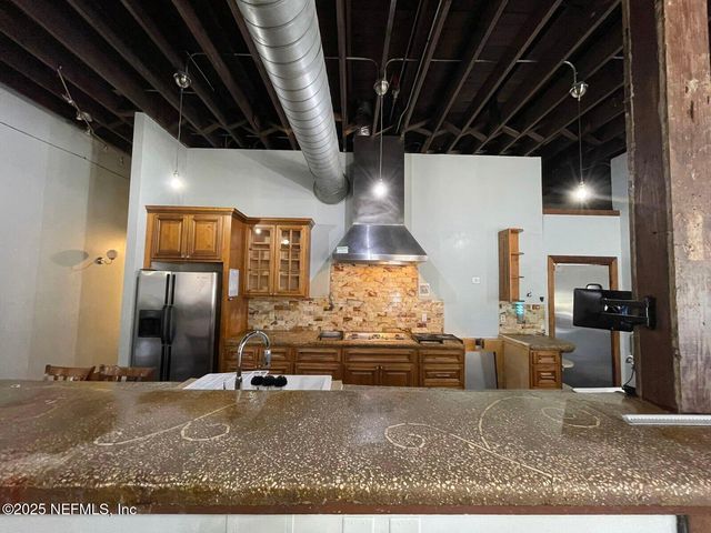 1602 WALNUT Street, Jacksonville, FL 32206