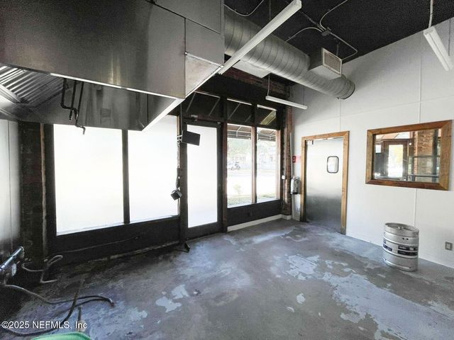 1602 WALNUT Street, Jacksonville, FL 32206