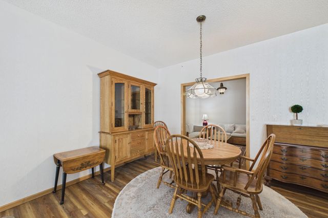 625 Wesley Commons Drive 47, Golden Valley, MN 55427