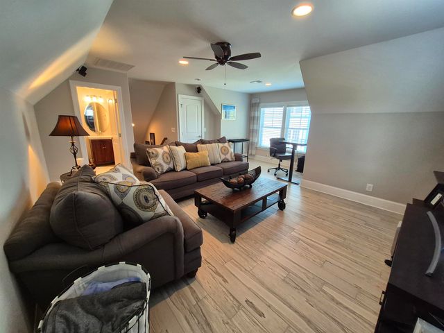 8004 East Bay Ct., Myrtle Beach, SC 29579