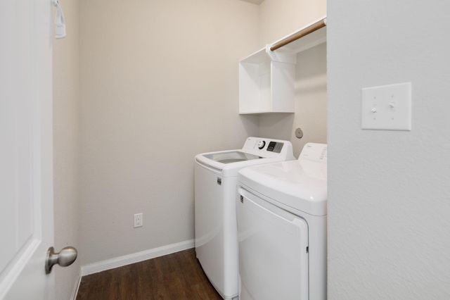 996 Marquis Drive, Bryan, TX 77803