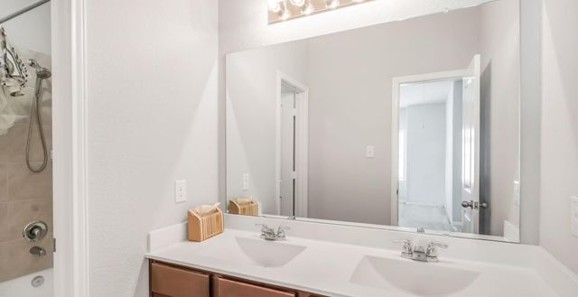 996 Marquis Drive, Bryan, TX 77803