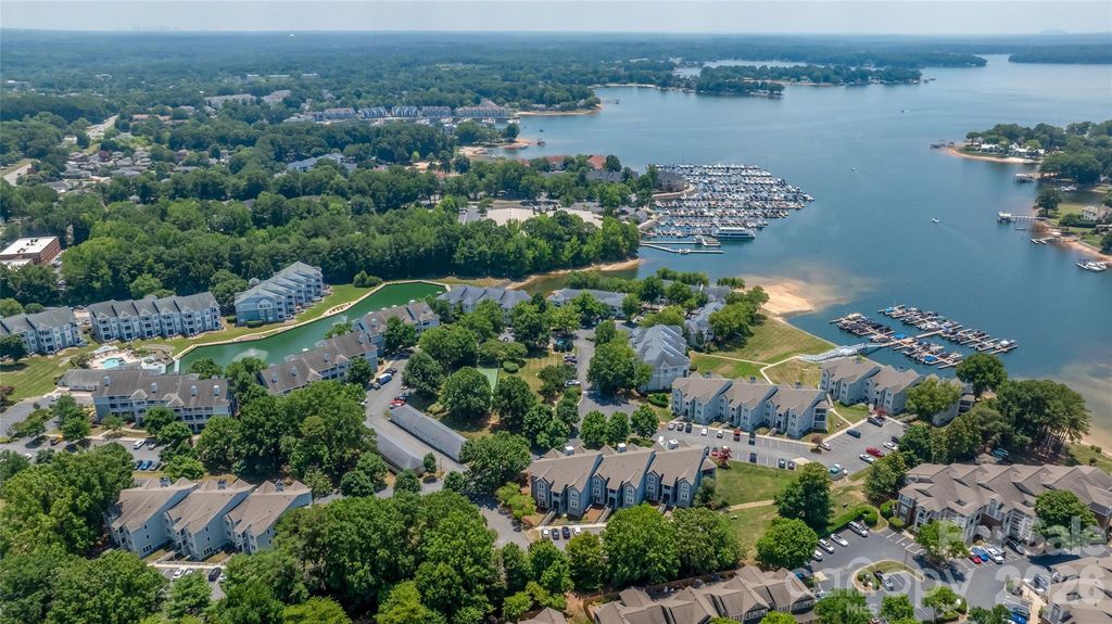 18840 Nautical Drive 64, Cornelius, NC 28031