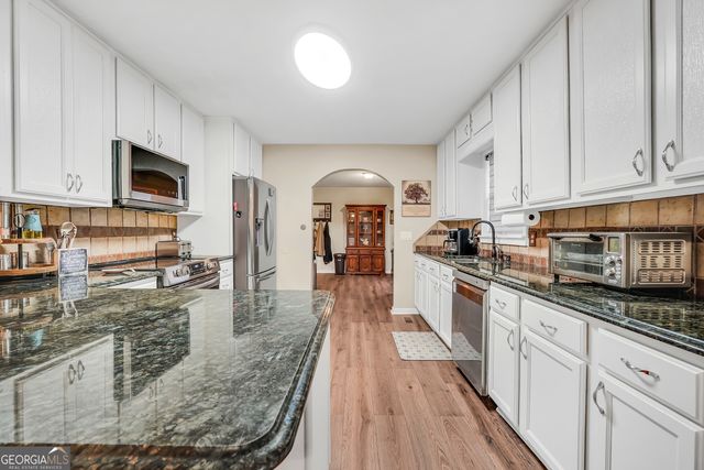 1392 Luella Road, Locust Grove, GA 30248