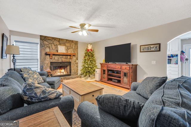 1392 Luella Road, Locust Grove, GA 30248