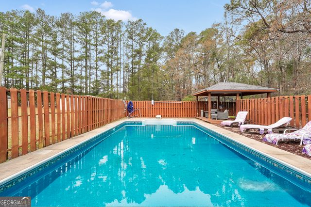 1392 Luella Road, Locust Grove, GA 30248