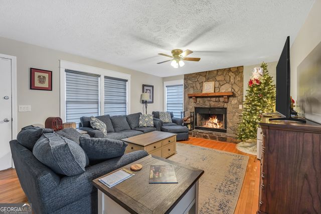 1392 Luella Road, Locust Grove, GA 30248