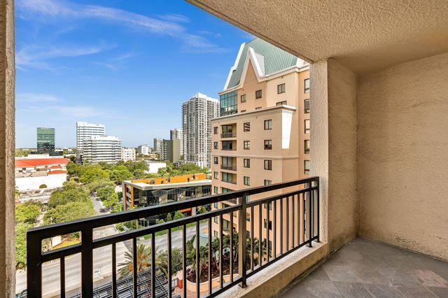 110 N FEDERAL Highway 1113, Fort Lauderdale, FL 33301