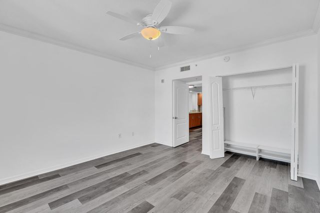 110 N FEDERAL Highway 1113, Fort Lauderdale, FL 33301