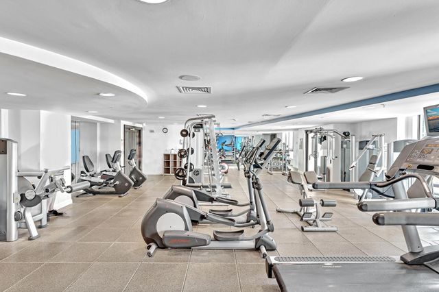 110 N FEDERAL Highway 1113, Fort Lauderdale, FL 33301
