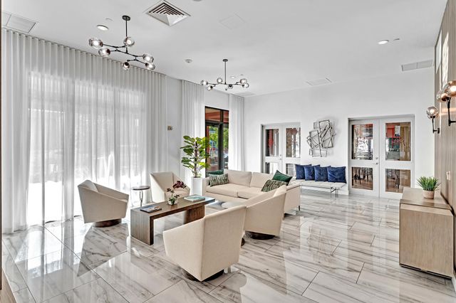 110 N FEDERAL Highway 1113, Fort Lauderdale, FL 33301