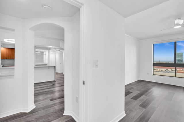 110 N FEDERAL Highway 1113, Fort Lauderdale, FL 33301