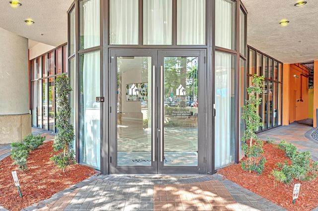 110 N FEDERAL Highway 1113, Fort Lauderdale, FL 33301