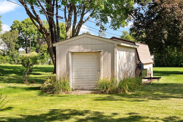 320 W Elm Street, Sun Prairie, WI 53590