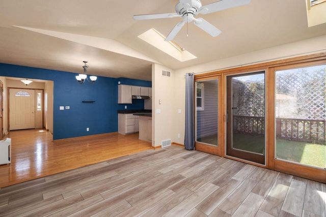 320 W Elm Street, Sun Prairie, WI 53590