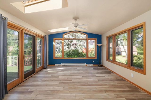 320 W Elm Street, Sun Prairie, WI 53590