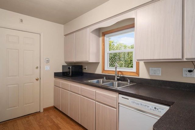 320 W Elm Street, Sun Prairie, WI 53590