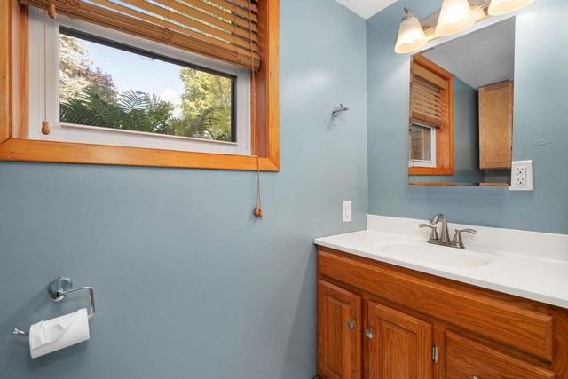 320 W Elm Street, Sun Prairie, WI 53590