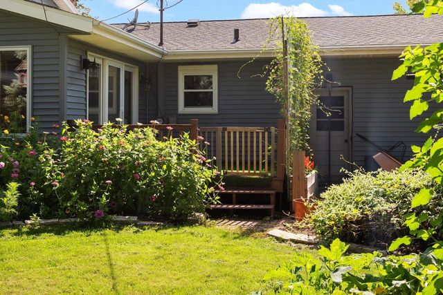 320 W Elm Street, Sun Prairie, WI 53590