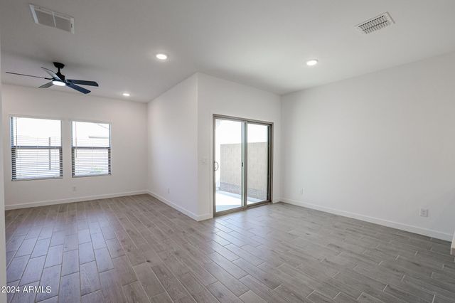 7908 W Frier Drive, Glendale, AZ 85303