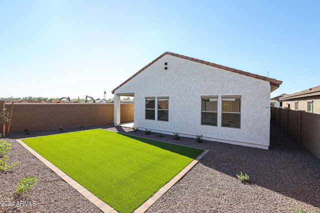 7908 W Frier Drive, Glendale, AZ 85303