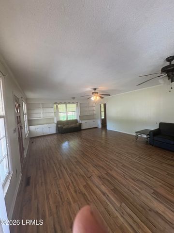 433 Main Street, Fairfax, SC 29827