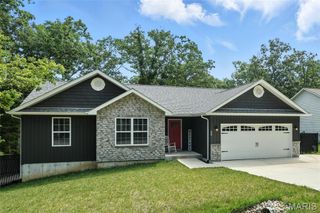 407 Trenton Drive, De Soto, MO 63020