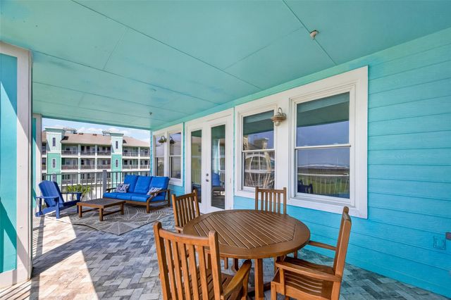 4211 Pointe West Drive 203, Galveston, TX 77554