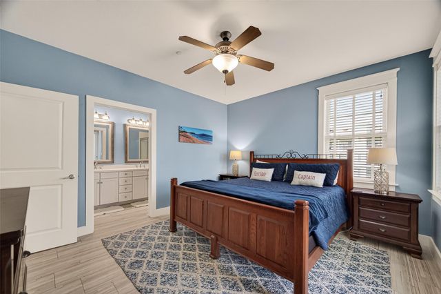 4211 Pointe West Drive 203, Galveston, TX 77554