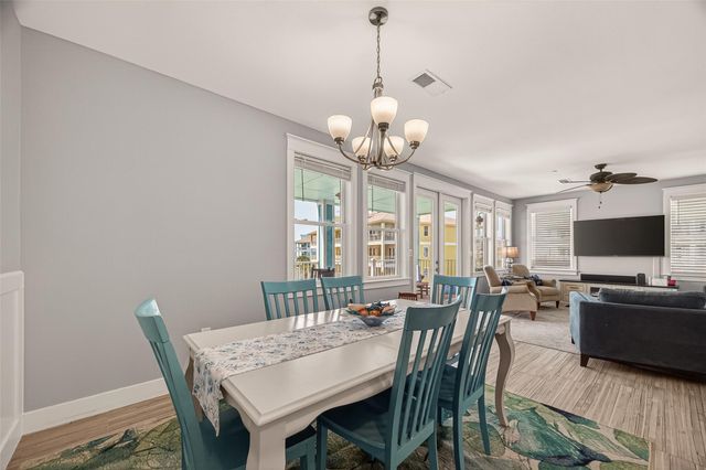 4211 Pointe West Drive 203, Galveston, TX 77554