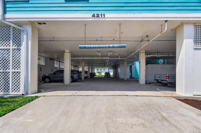 4211 Pointe West Drive 203, Galveston, TX 77554