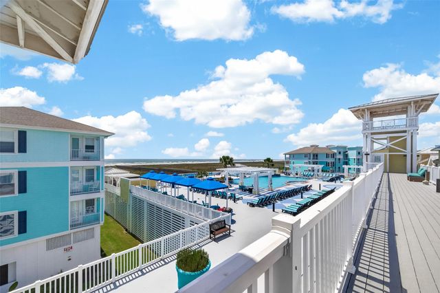 4211 Pointe West Drive 203, Galveston, TX 77554