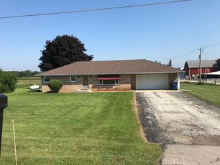 S92W21702 Henneberry DRIVE, Muskego, WI 53150