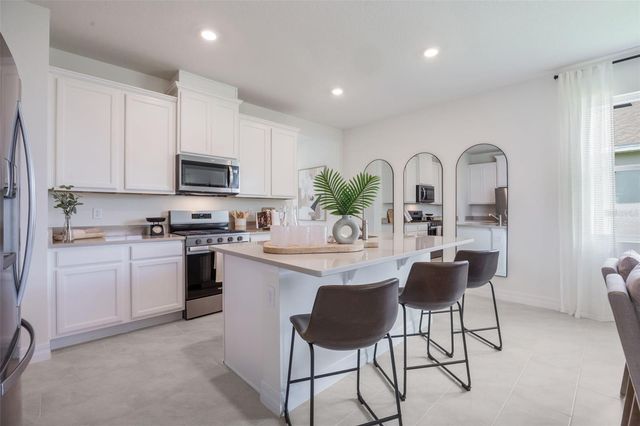 2281 HAMDEN WAY, Mount Dora, FL 32757