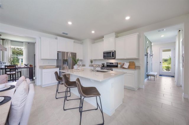 2281 HAMDEN WAY, Mount Dora, FL 32757