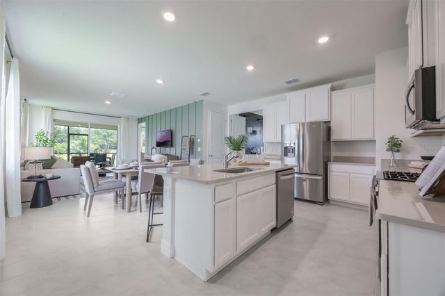 2281 HAMDEN WAY, Mount Dora, FL 32757