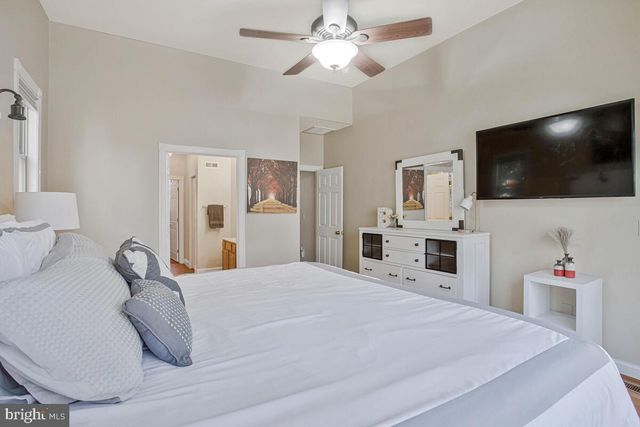 220 SANDHILL CT, St Leonard, MD 20685