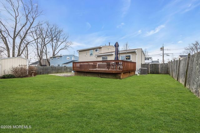 26 Exeter Street, Old Bridge, NJ 08857