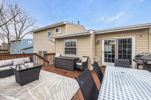 26 Exeter Street, Old Bridge, NJ 08857