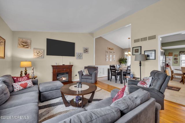 26 Exeter Street, Old Bridge, NJ 08857