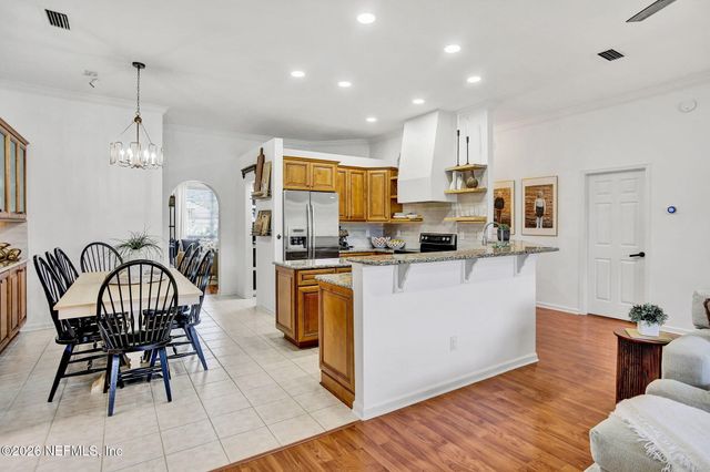 5321 CAMELOT FOREST Drive, Jacksonville, FL 32258