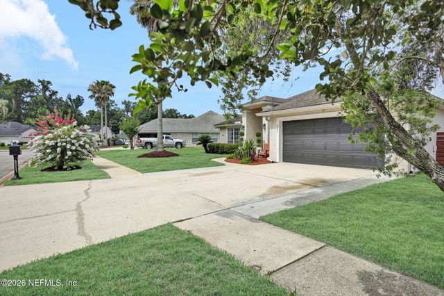 5321 CAMELOT FOREST Drive, Jacksonville, FL 32258