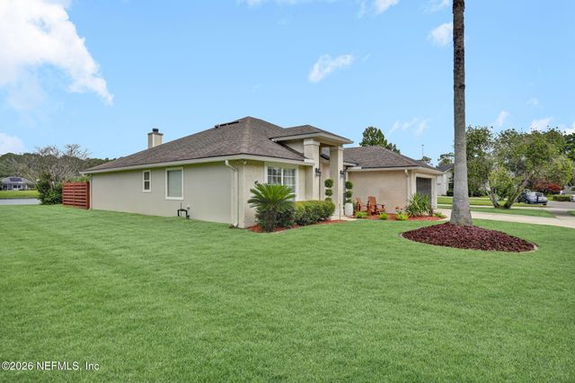 5321 CAMELOT FOREST Drive, Jacksonville, FL 32258